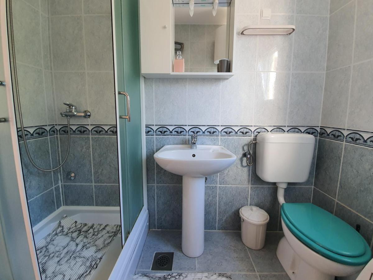 The Nifty Nook Apartments Novaglia Esterno foto
